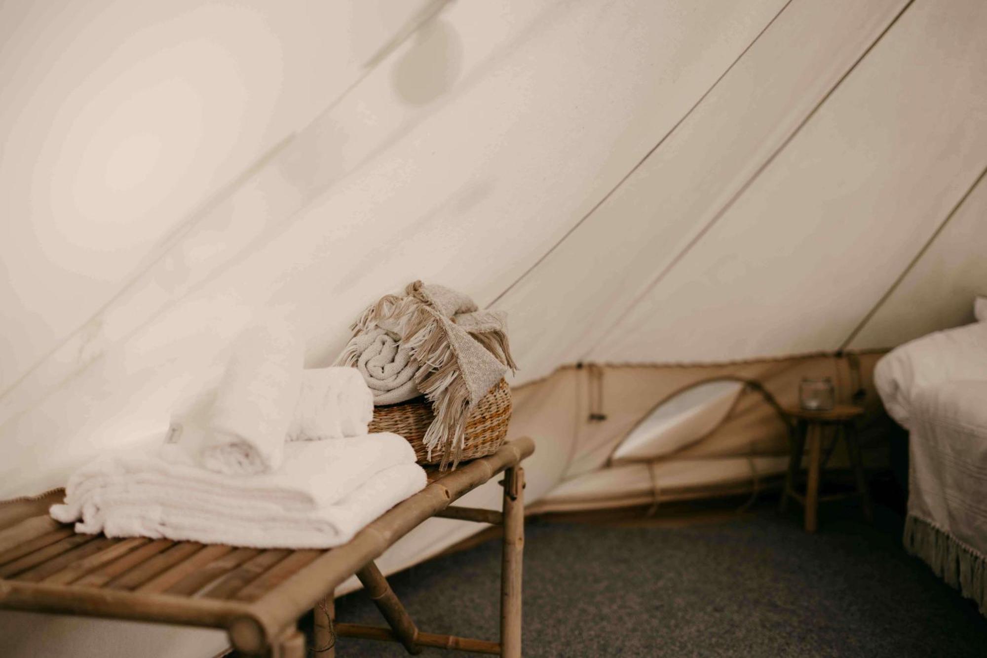 Falkeroed - Lyxig Glamping I Naturreservat Ink Frukost Grebbestad Dış mekan fotoğraf